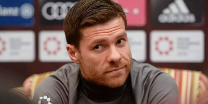 Wurde erst als Coach von Borussia Mönchengladbach gehandelt, wird nun doch nicht kommen: Xabi Alonso. Borussia Mönchengladbach