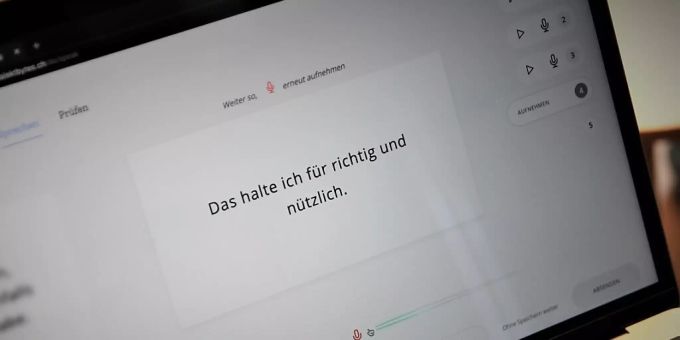 Mitmachen kann jeder bei der Deutschschweizer Dialektsammlung: Forschende sammeln Audioaufnahmen, um Mundart zu digitalisieren. (Pressebild) Mitmachen kann jeder bei der Deutschschweizer Dialektsammlung: Forschende sammeln Audioaufnahmen, um Mundart zu digitalisieren. (Pressebild)