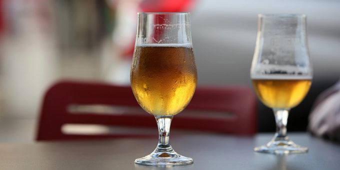 Halb leer, halb voll? Die Marke Chopfab-Boxer bleibt durch einen Aufkauf der Firmenanteile erhalten. brauerei chopfab