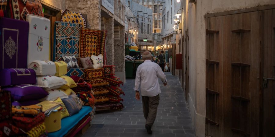 Basar Altstadt Teppiche Doha Gasse Katar