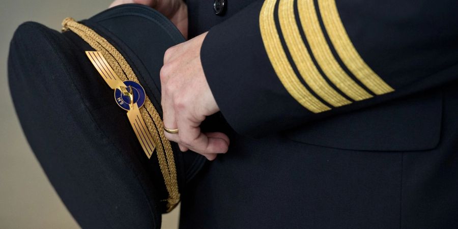 Droht ein Streik, ist er aber noch nicht offiziell verkündet, sollten Urlauber Ruhe bewahren und nicht frühzeitig selbst umbuchen oder stornieren. Sie könnten auf den Kosten sitzen bleiben.