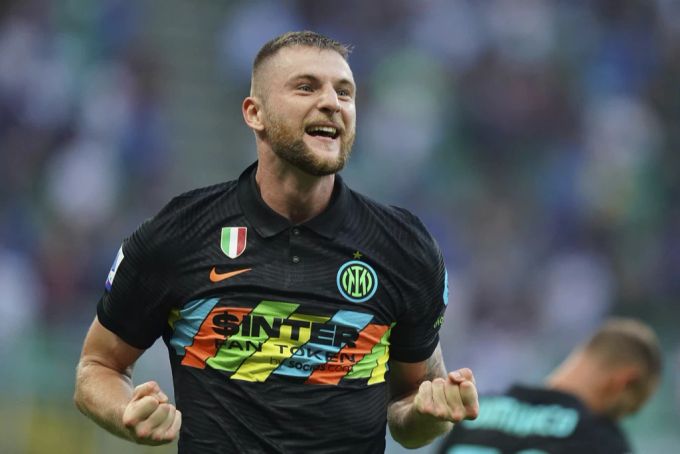 MIlan Skriniar soll vor einem Wechsel von Inter zu PSG stehen. Manuel Akanji