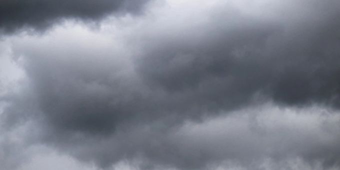 Der Freitag war geprägt von dunklen Wolken und entsprechend viel Regen. (Archivbild) Der Freitag war geprägt von dunklen Wolken und entsprechend viel Regen. (Archivbild)