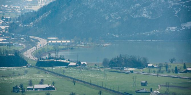 Lauerzersee