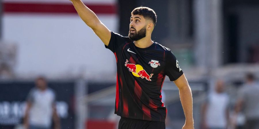 Josko Gvardiol bleibt trotz Angeboten europäischer Topclubs bei RB Leipzig.