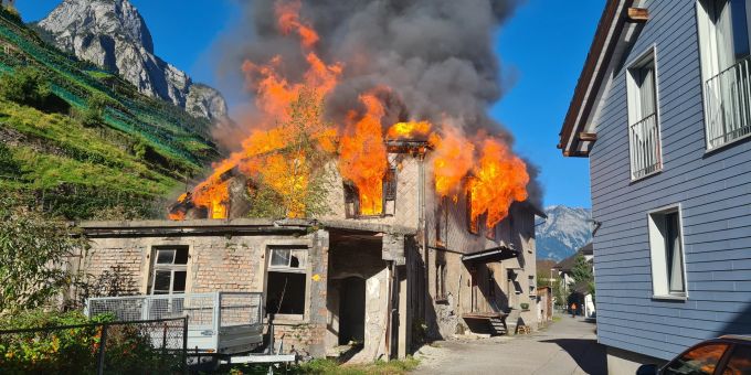 Mels SG: Brand in leerstehender Mühl. Mels SG