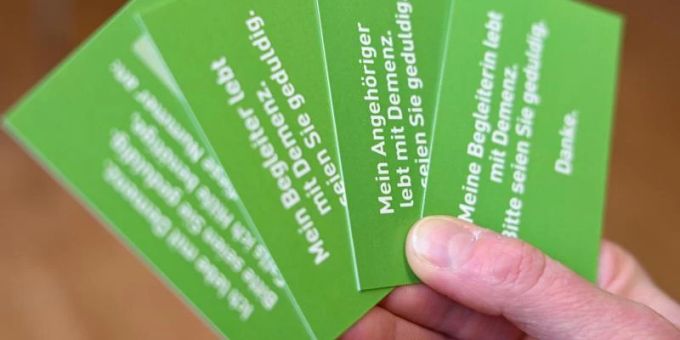 Mut zusprechen: Im Betreuungs- und Beratungszentrum «StattHaus» melden sich zunehmend jüngere Betroffene und deren Angehörige. Foto: Arne Dedert/dpa Mut zusprechen: Im Betreuungs- und Beratungszentrum «StattHaus» melden sich zunehmend jüngere Betroffene und deren Angehörige. Foto: Arne Dedert/dpa