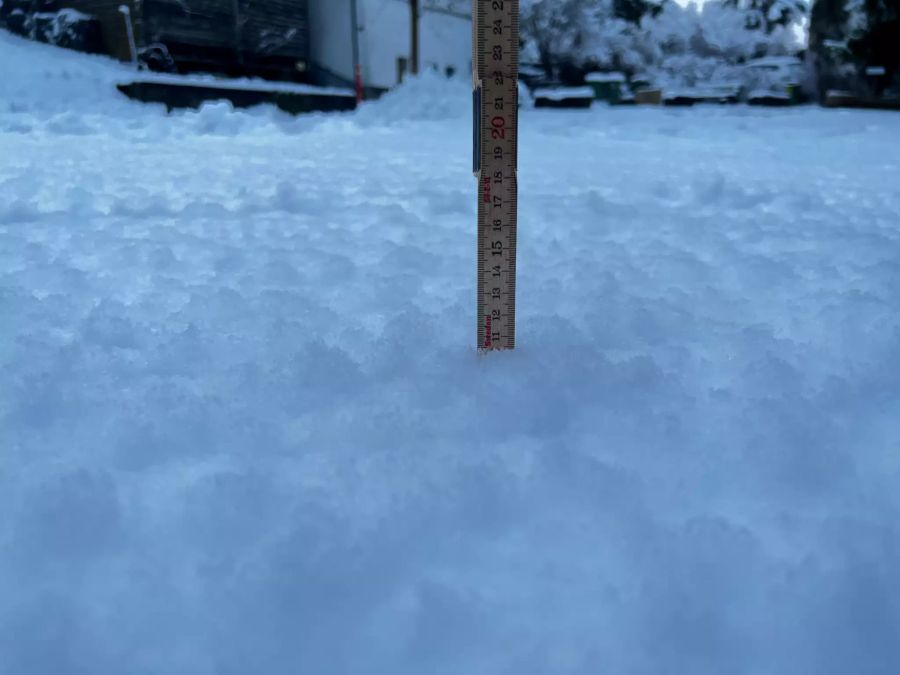 Grüningen ZH Schnee