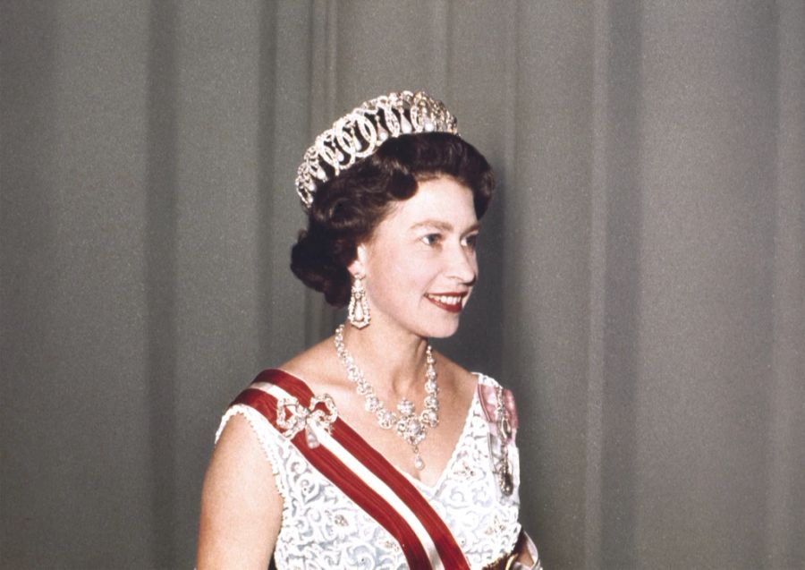 queen elizabeth