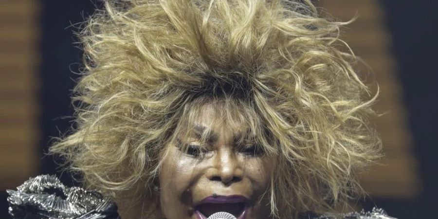 Elza Soares 2019 beim Musikfestival Rock in Rio. Jetzt ist die Sängerin gestorben. Foto: Leo Correa/AP/dpa