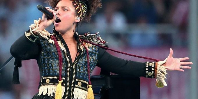 Queen wählte Songs - Alicia Keys performte bei Konzert zu Thronjubiläum