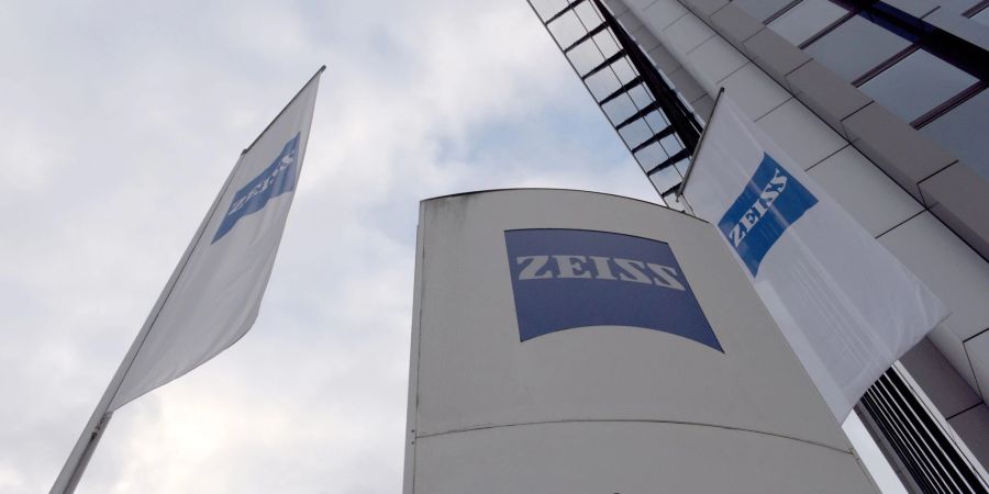 Blick auf die Konzernzentrale der Carl Zeiss AG in Oberkochen.