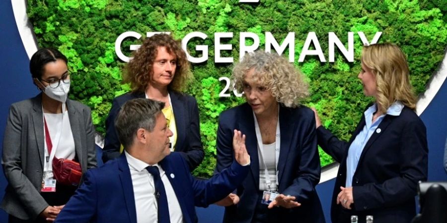 Morgan (zweite von rechts) beim G7-Umweltministertreffen