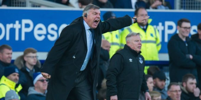 Sam Allardyce ist bereits der vierte Headcoach von Leeds United in dieser Saison. Sam Allardyce
