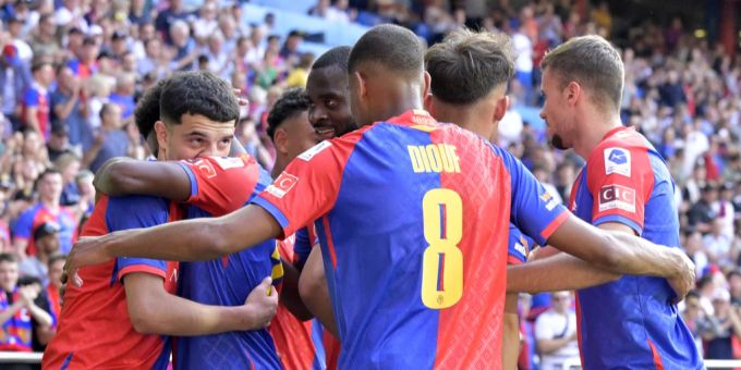Der FC Basel ist ein Thema beim Fussball-Talk. FC Basel Fussball-Talk