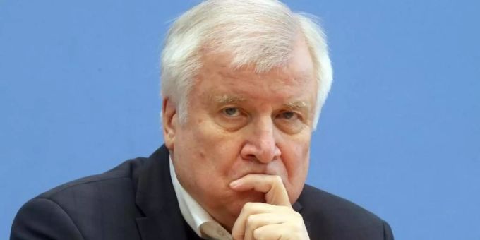 Zwei deutsche Politiker intervenierten bei Bundesinnenminister Horst Seehofer (CSU) gegen die Einstellung der Zuglinie zwischen den Grenzstädten Waldshut-Tiengen (D) und Koblenz. Waldshut-Tiengen