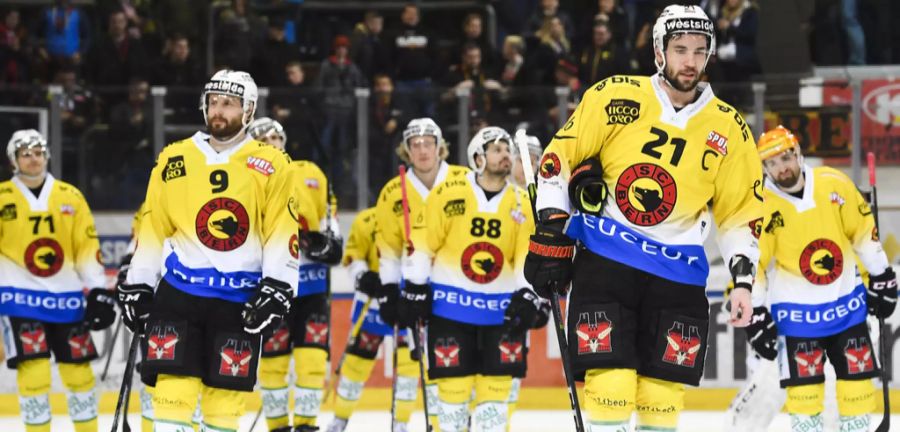 Captain Simon Moser muss mit dem SCB den Gang in die Platzierungsrunde antreten.