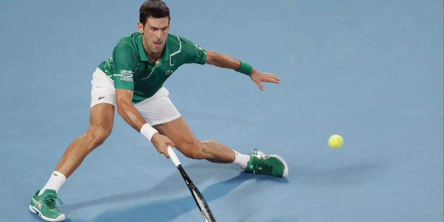 Novak Djokovic im Einsatz gegen Roger Federer an den Australian Open 2020.