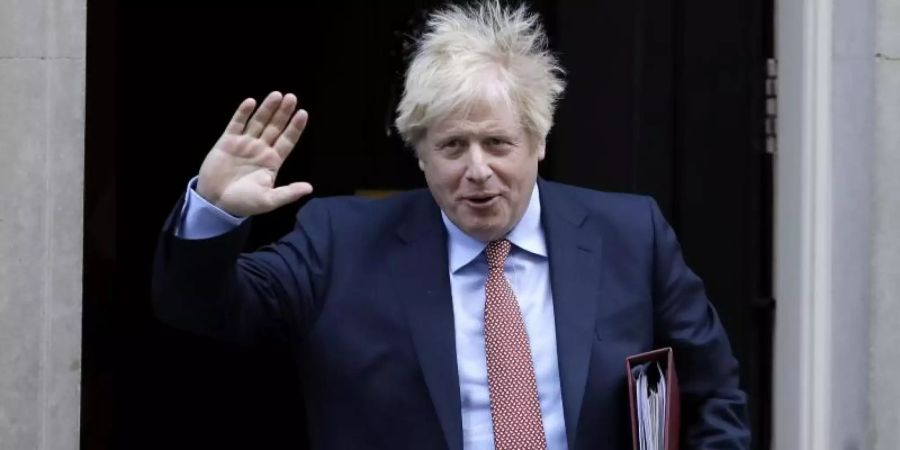 Boris Johnson, Premierminister von Grossbritannien, verlässt den Regierungssitz in der Downing Street. Foto: Kirsty Wigglesworth/AP/dpa