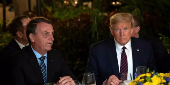 Jair Bolsonaro (l.) und US-Präsident Donald Trump Jair Bolsonaro (l.) und US-Präsident Donald Trump