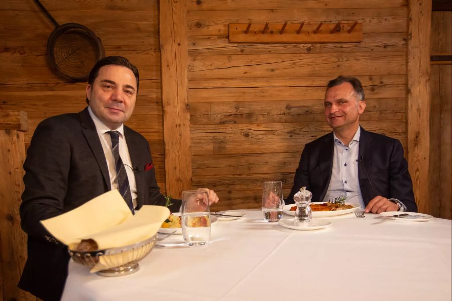 András Gurovits ist zu Gast beim Gipeltreffen im Restaurant Uto Kulm auf dem Uetliberg.