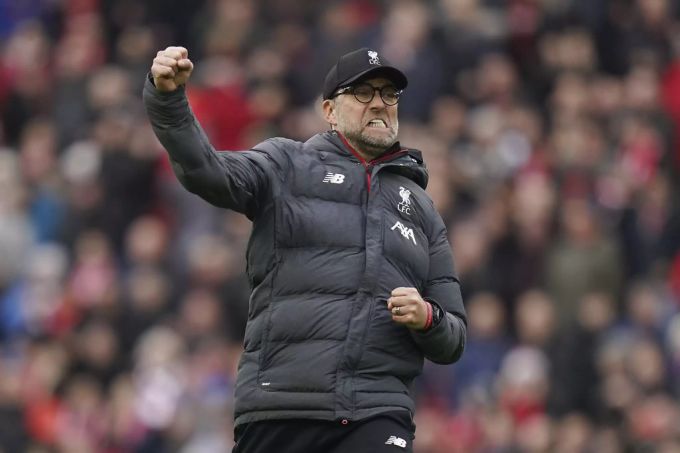 Jürgen Klopp bejubelt ein Tor des FC Liverpool. Steht er schon bald beim FC Barcelona an der Seitenlinie? FC Barcelona