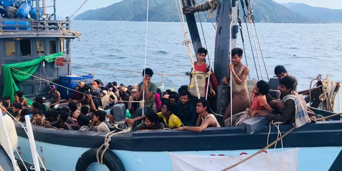 Flüchtige Rohingya auf einem Schiff in Malaysia. Malaysia Rohingya