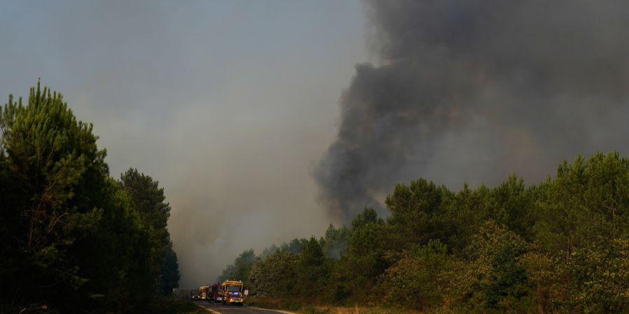 Rauch Waldbrand Frankreich