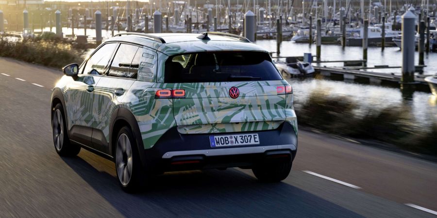 VW-Chef Oliver Blume dementierte zwar direkte Verkaufsgespräche, bezeichnete die Nutzung unterausgelasteter deutscher Fabriken mit chinesischen Partnern jedoch als «intelligente Lösung».