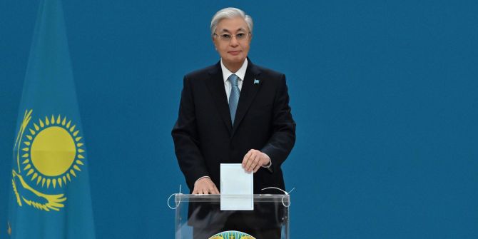 Kasachtsan Präsident Tokajew Parlamentswahl