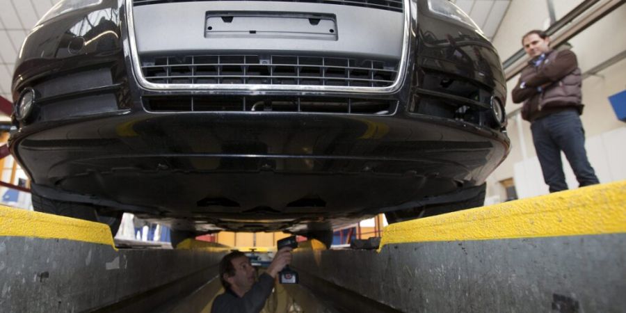 Den Oberbaselbieter Automobilistinnen und -mobilisten steht ab Juli in Itingen eine neue Motorfahrzeug-Prüfstelle zur Verfügung. (Symbolbild)