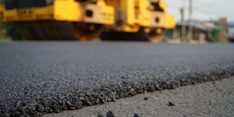 Deckbelag Strasse Sanierung Belagsarbeiten
