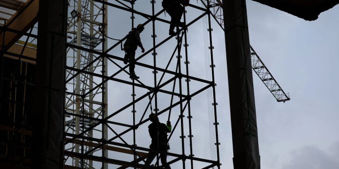 Die Zahl der Erwerbstätigen wird voraussichtlich leicht steigen. Die Zahl der Erwerbstätigen wird voraussichtlich leicht steigen.