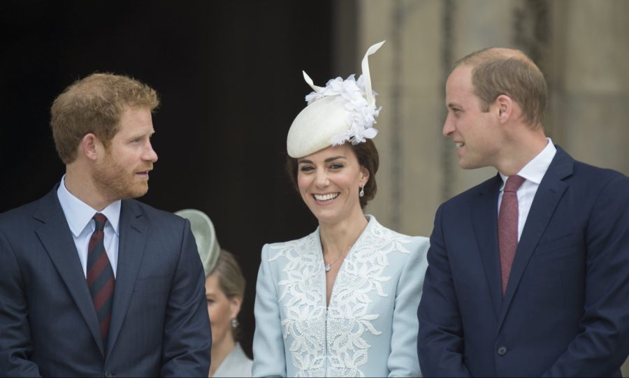 Da war die Welt noch in Ordnung: Harry, Prinzessin Kate und William im Jahr 2016.