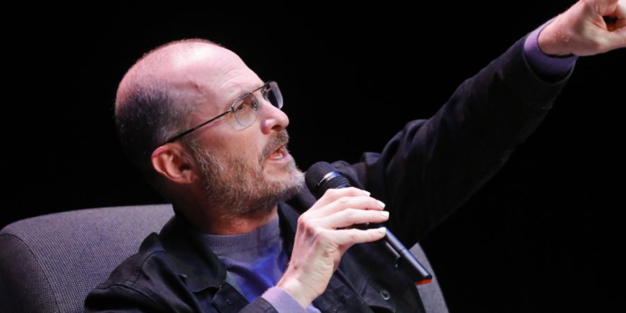 Der US-amerikanische Regisseur und Drehbuchautor Darren Aronofsky erhält den Ehrenleoparden des 79. Locarno Film Festival. Zu seinen bekanntesten Filmen gehören «The Whale» (2022), «B...
