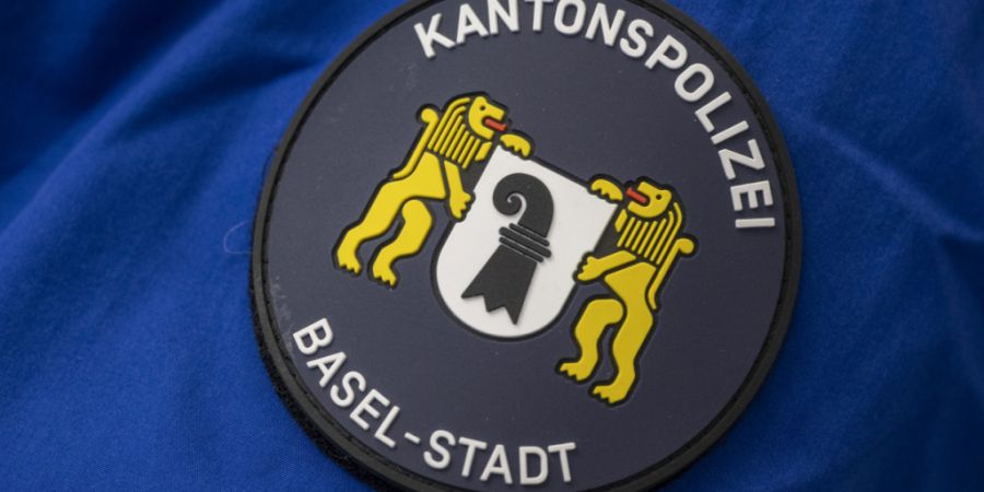 Mit einem Theaterstück warnt die Kantonspolizei Basel-Stadt vor Telefonbetrug. (Symbolbild)