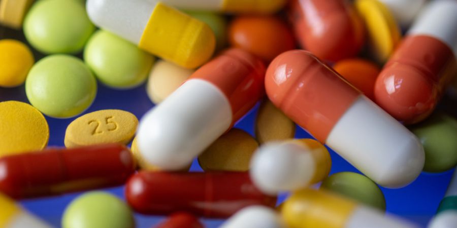 Roche hat Forschungserfolg mit Medikament gegen Übergewicht (Symbolbild)