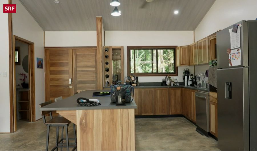 Die Küche kann sich ebenfalls sehen lassen.