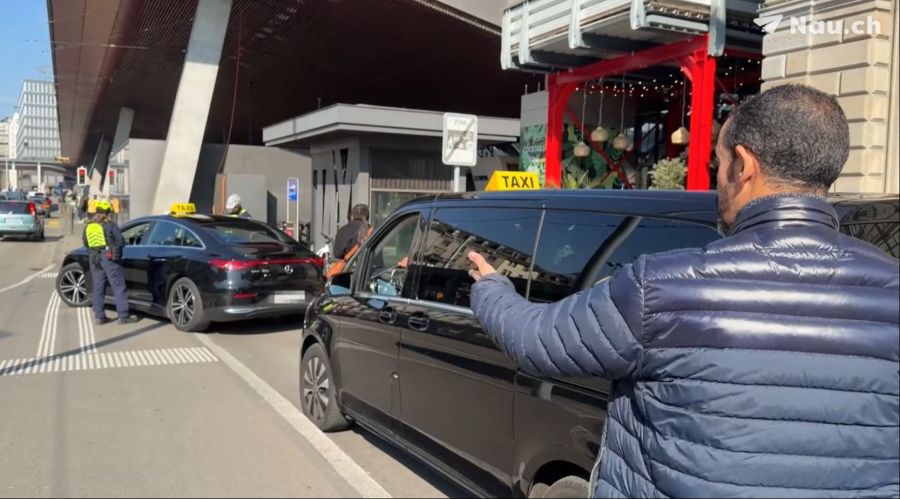 Zürcher Taxifahrer stehen aktuell vor grossen Herausforderungen.