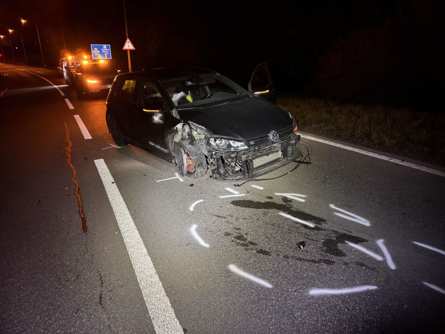 Am Fahrzeug entstand Sachschaden.