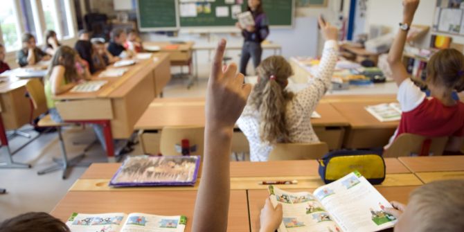 Bildung: Eine Schulklasse wird unterrichtet.