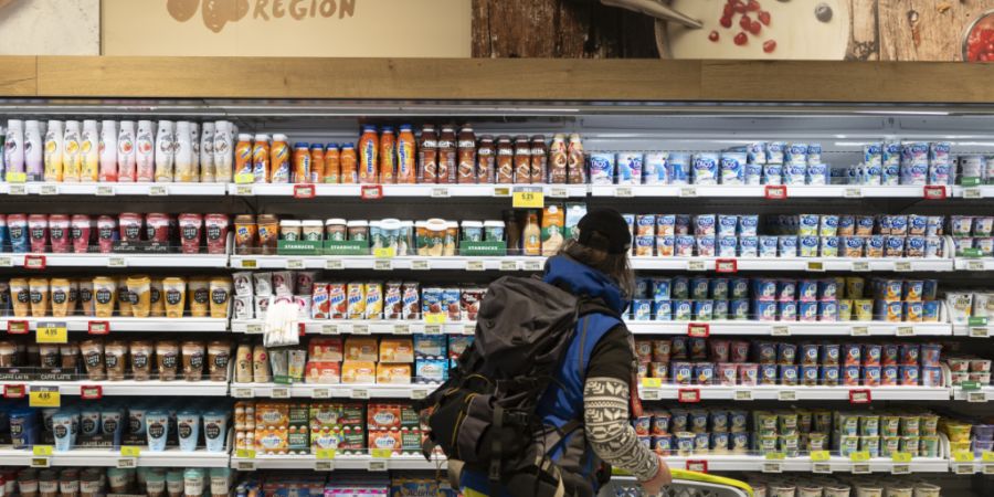 Die Detailhändler haben im Januar etwas weniger umgesetzt. (Archivbild)