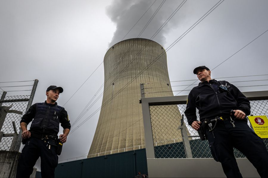 Beliebte Ziele der Gruppen sind beispielsweise Atomkraftwerke.