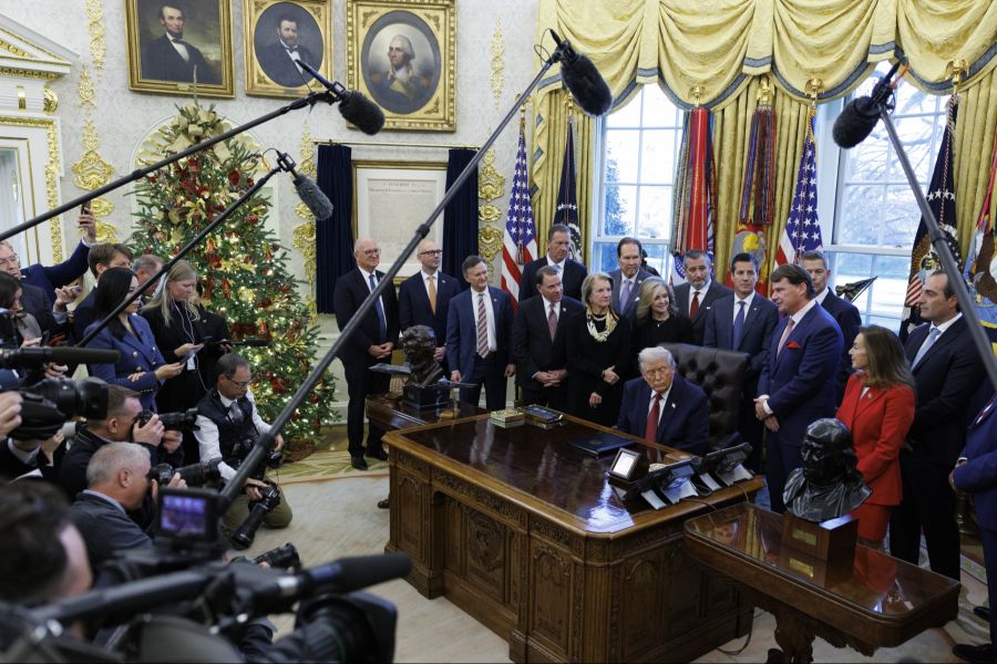 Nach den beiden Entlassungen kursieren bereits Gerüchte über weitere Personalentscheidungen Trumps. (Symbolbild)