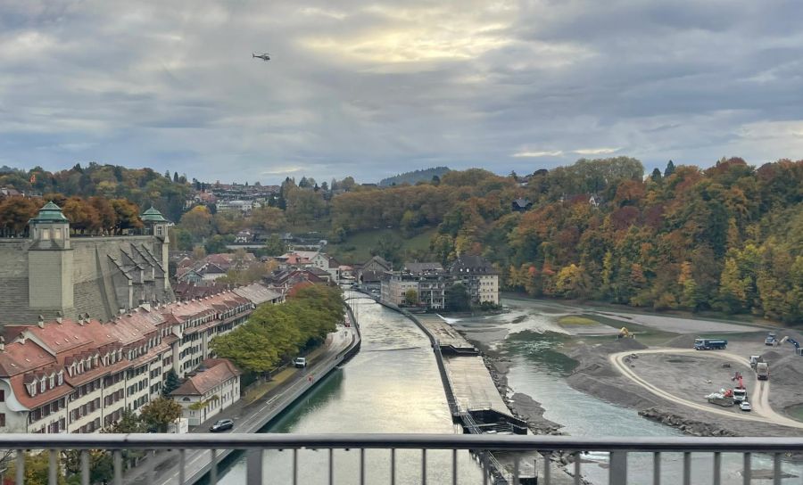 Kies-Insel Aare Bern