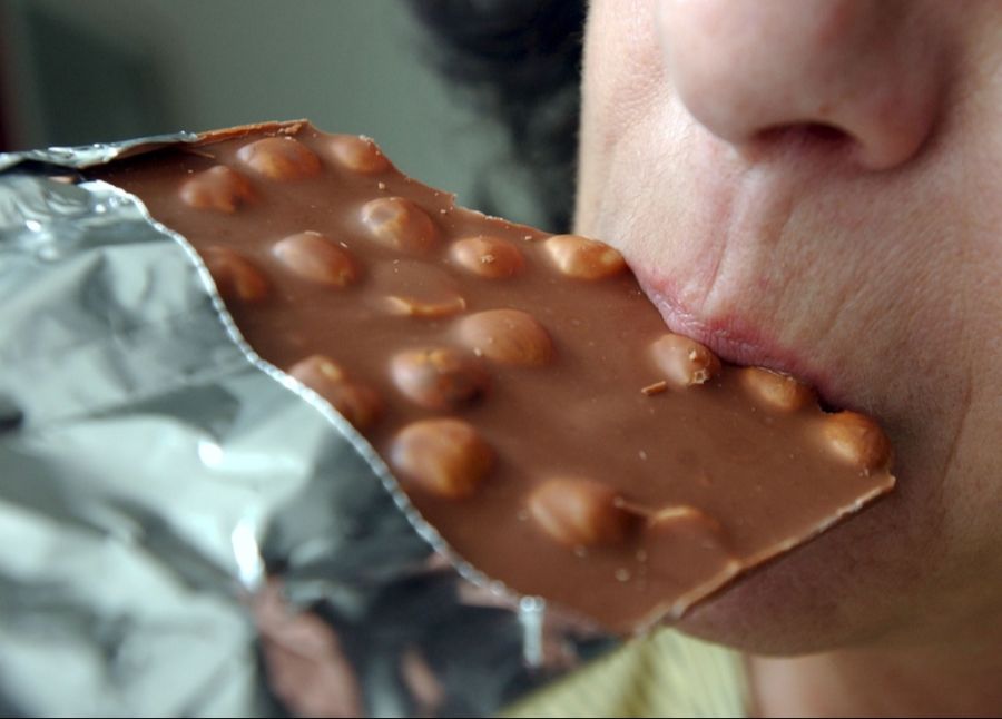 Das teilte die Flugesellschaft erst auf dem Rollfeld mit. Passagiere mit nusshaltigen Snacks guckten in die Röhre.