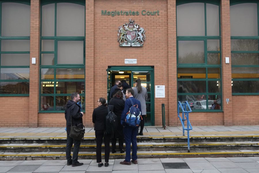 ... und der 37-jährige Mohammed Hassan. (Im Bild: Das Gericht in Swindon, London)