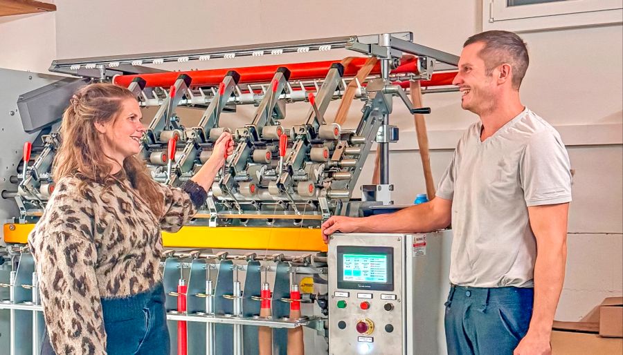 Maschine Mann Frau Alpakahof