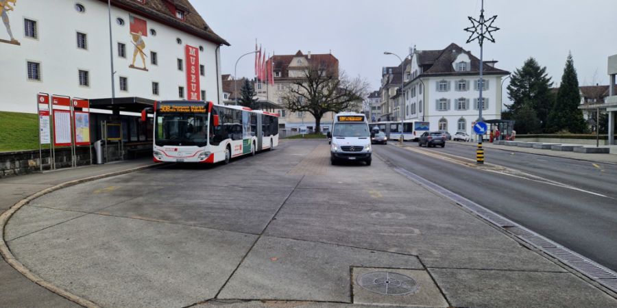 Der Bushof Schwyz ist nicht mehr zeitgemäss und soll deshalb saniert werden.