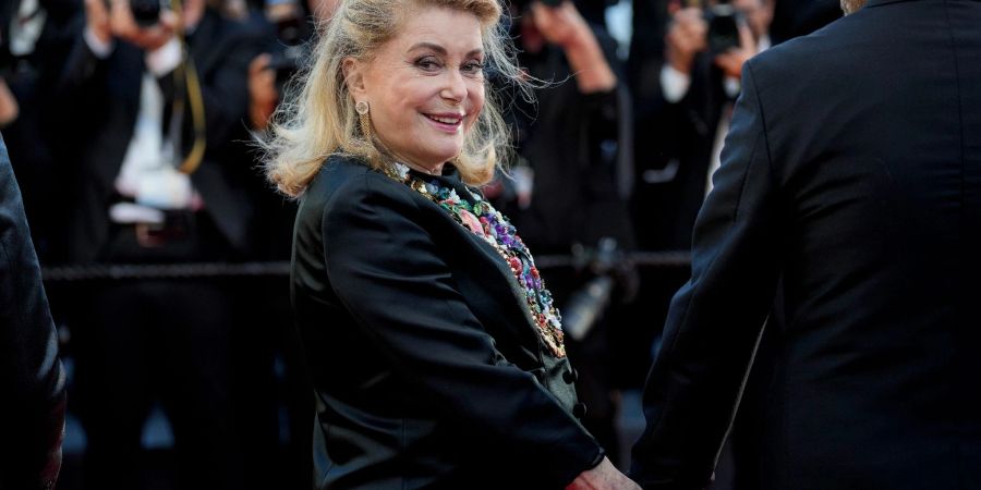 Catherine Deneuve bei der Premiere des Films «Marcello Mio» in Cannes.